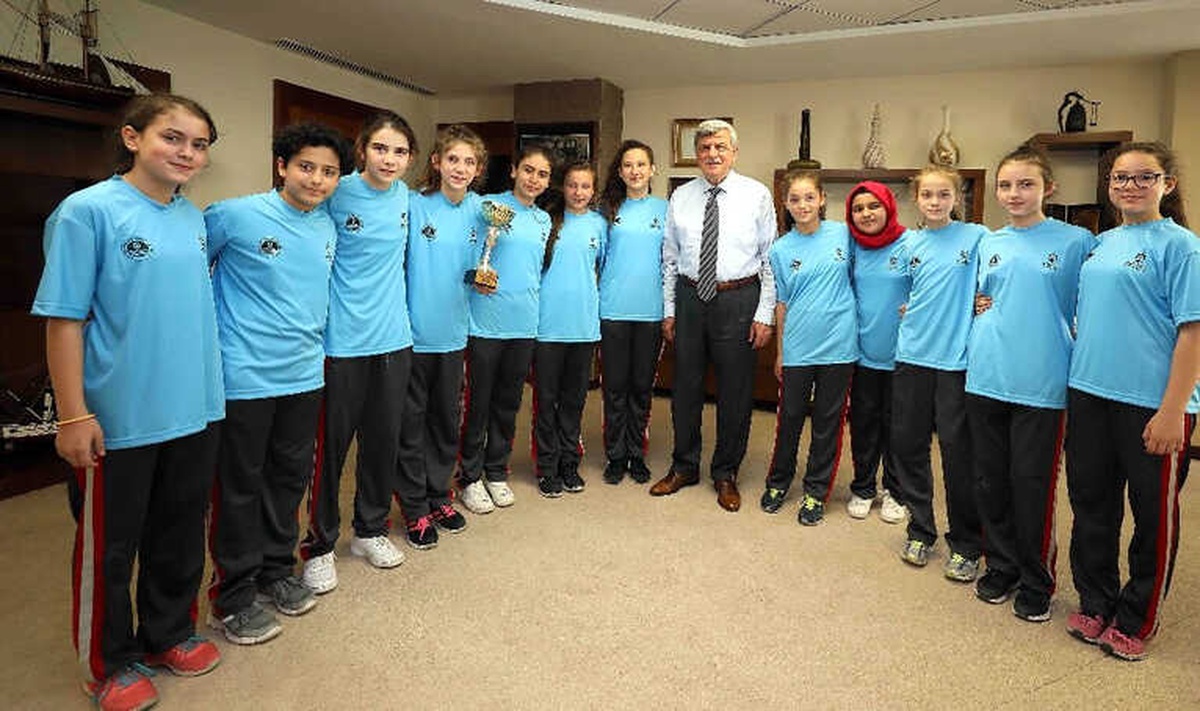 Ücretsiz Spor Okulları Meyvelerini Veriyor