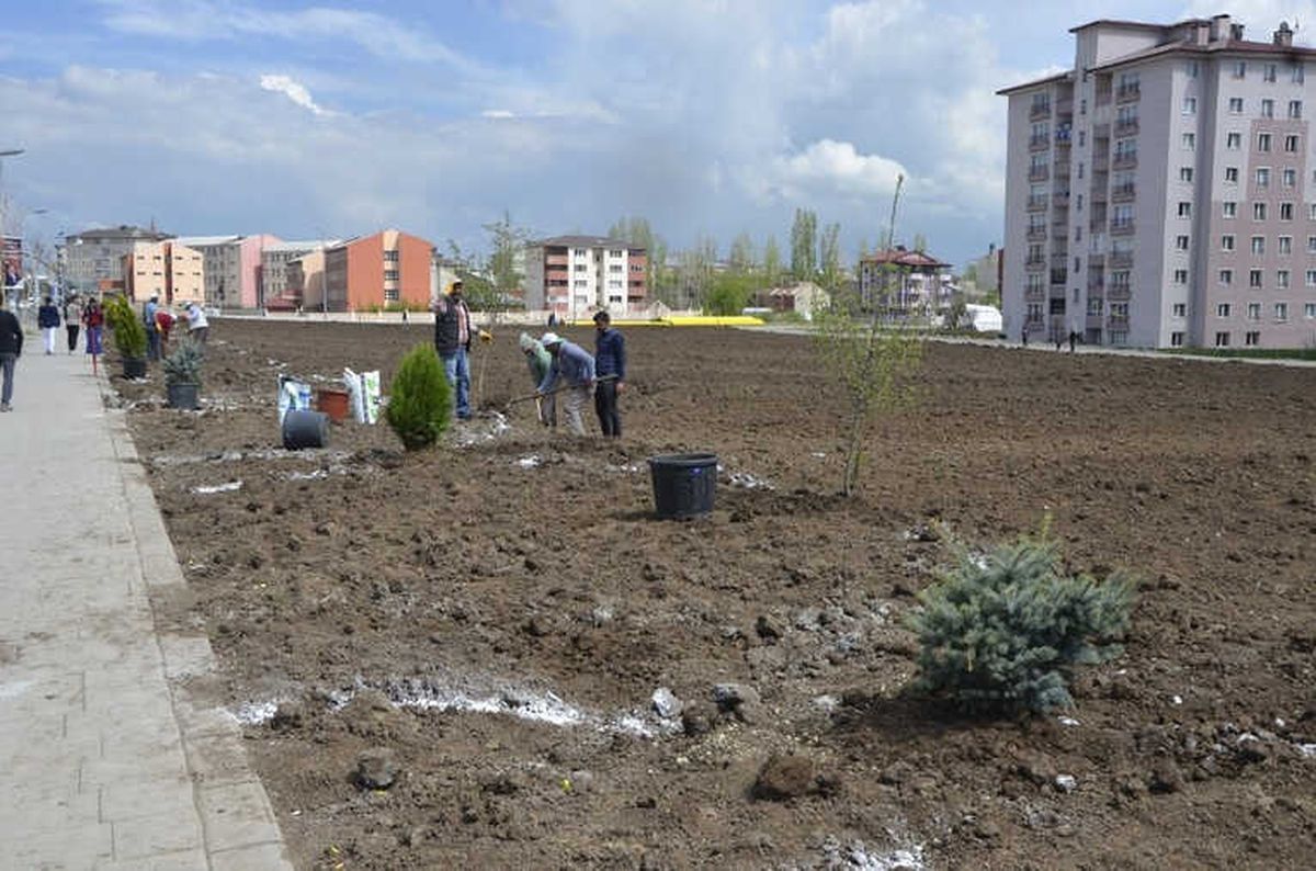 Ağrı\'da Yeni Parklar Yapılıyor