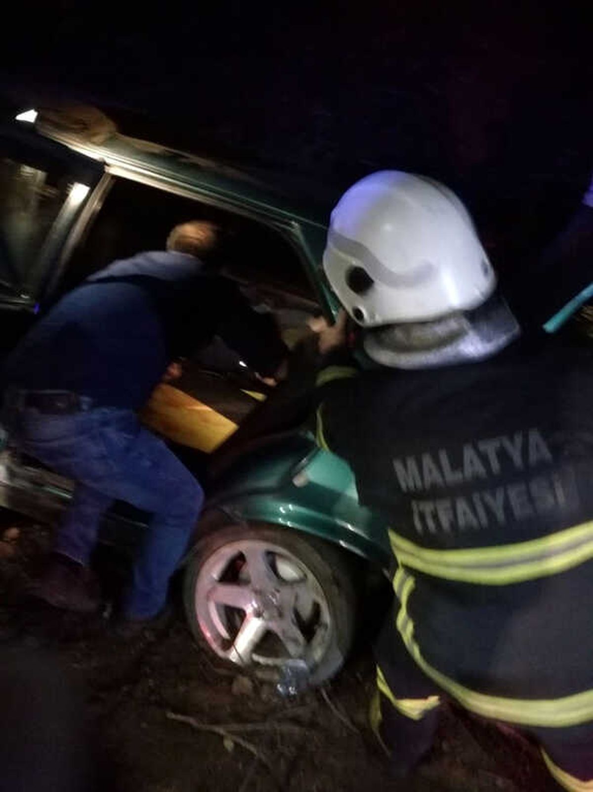 Düğün Dönüşü Kaza: 6 Yaralı