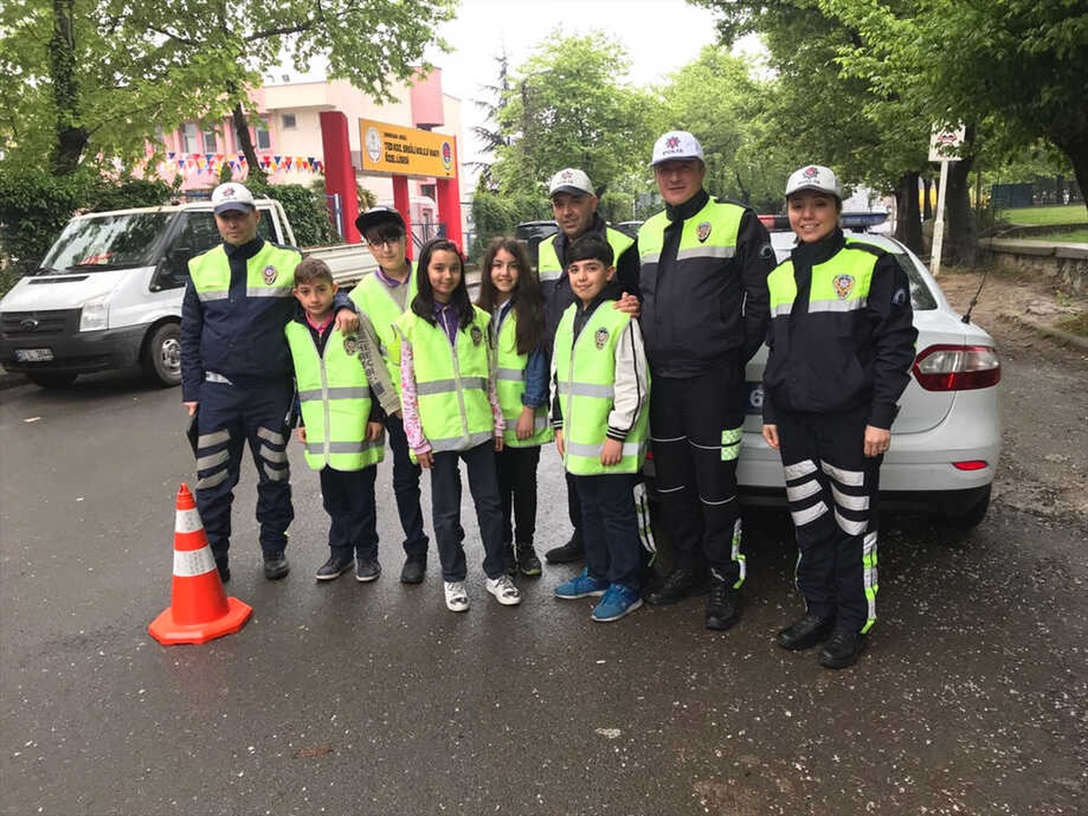 Ereğli\'de Öğrenciler Trafik Denetimi Yaptı