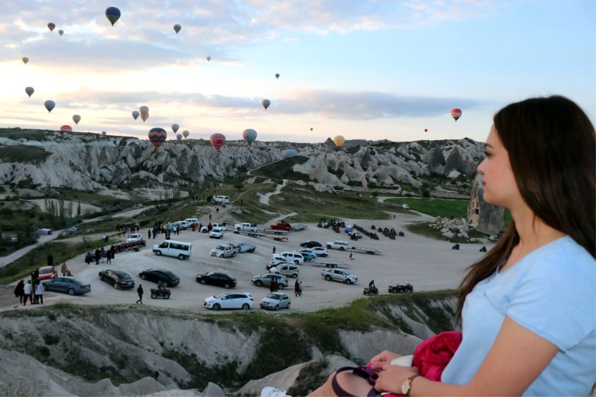 Kapadokya\'yı Nisan Ayında 320 Bin 287 Turist Ziyaret Etti