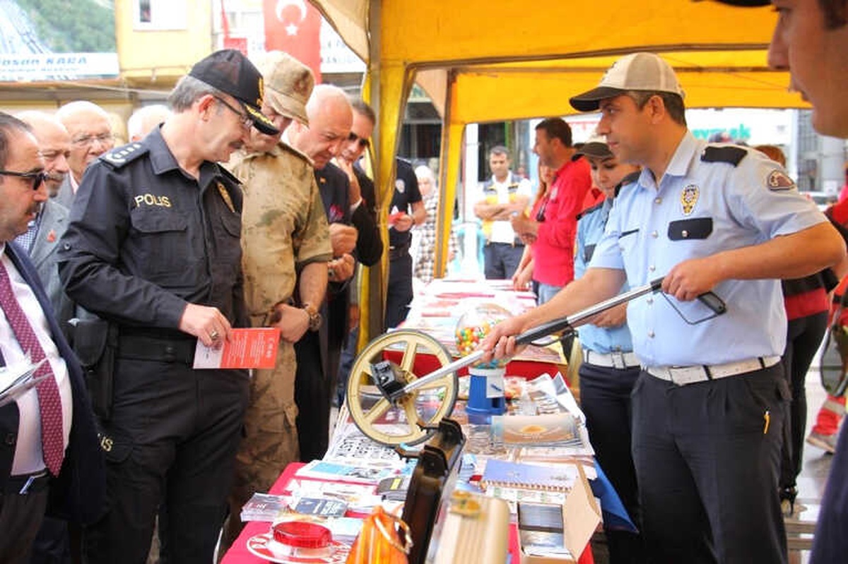 Karayolu Güvenliği ve Trafik Haftası" Etkinlikleri