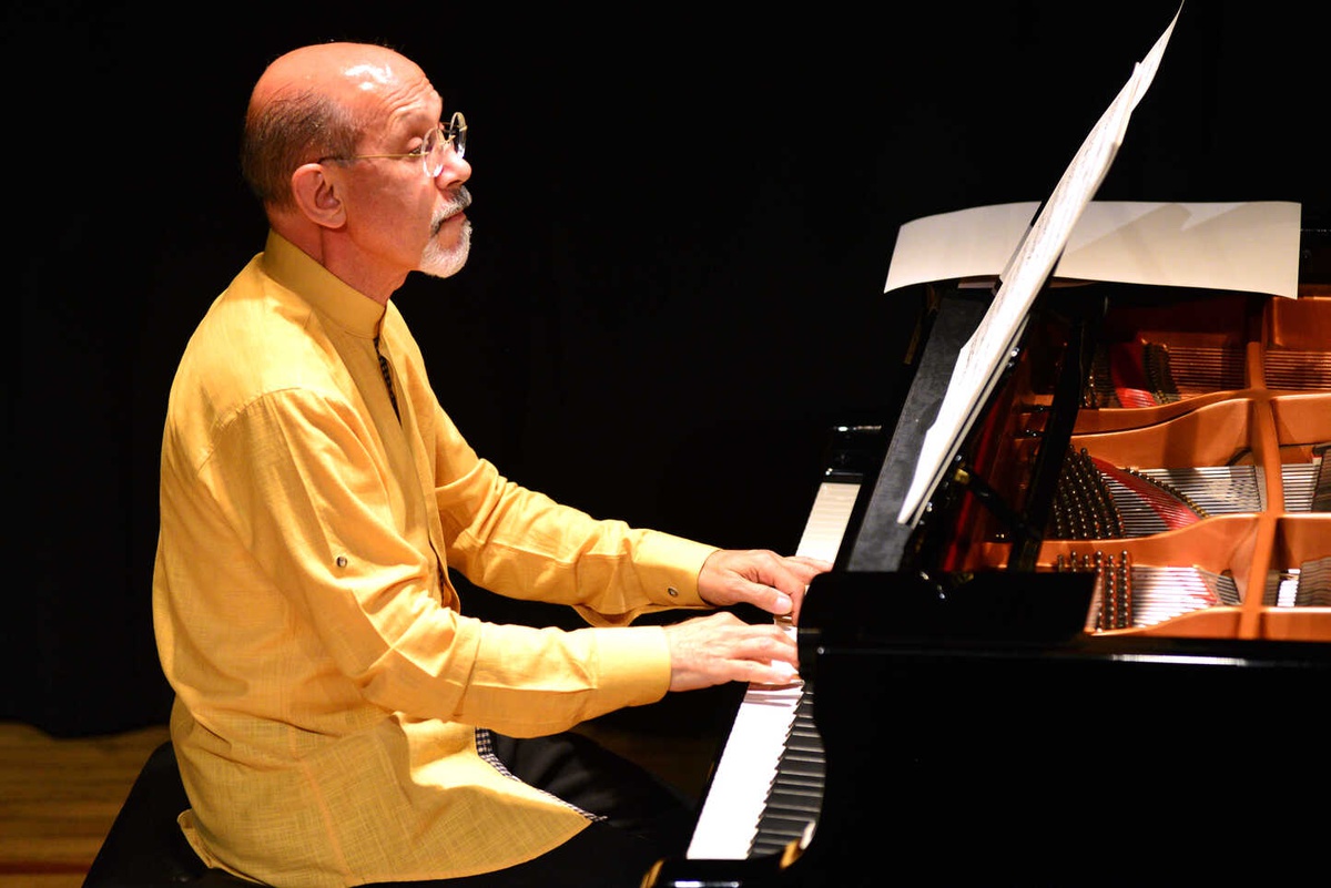 Nihat Demirkol\'dan "ve Kırmızıydı Şedarabân"