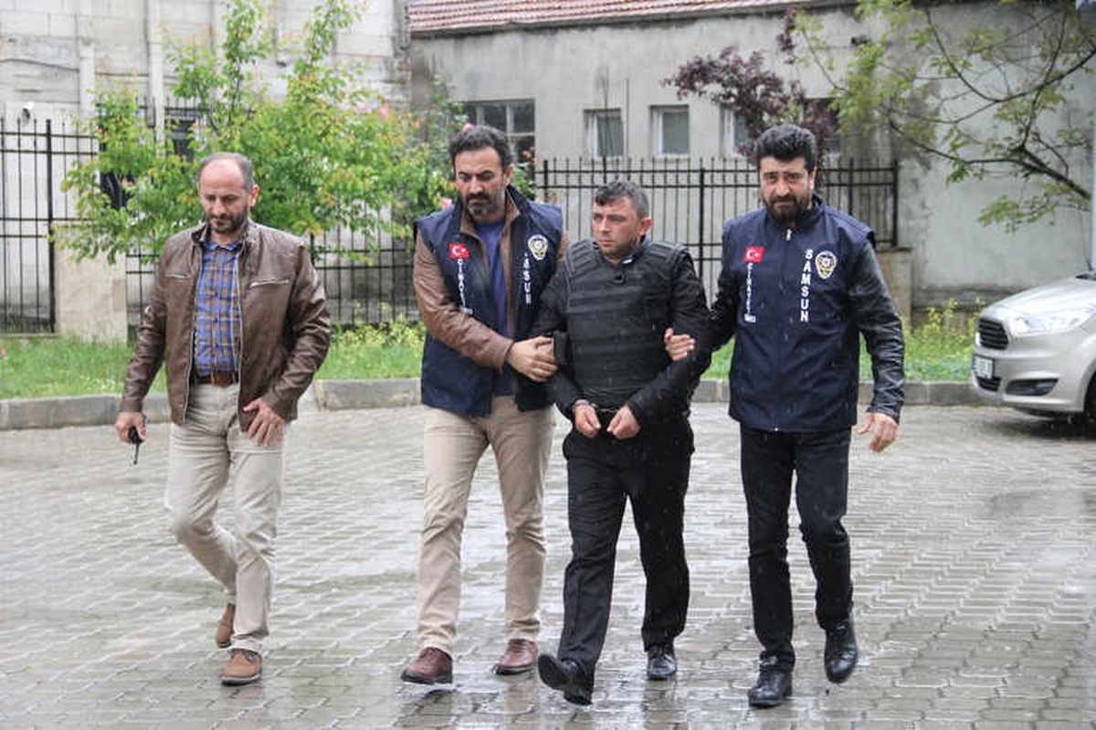 Öğrenci Yurdu Önünde 1 Kişiyi Öldürüp, 4 Kişiyi Yaralayan Zanlı Adliyeye Sevk Edildi