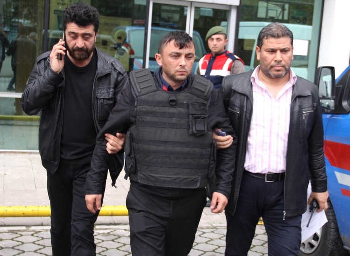 Öğrenci Yurdu Önündeki Cinayete Tutuklama