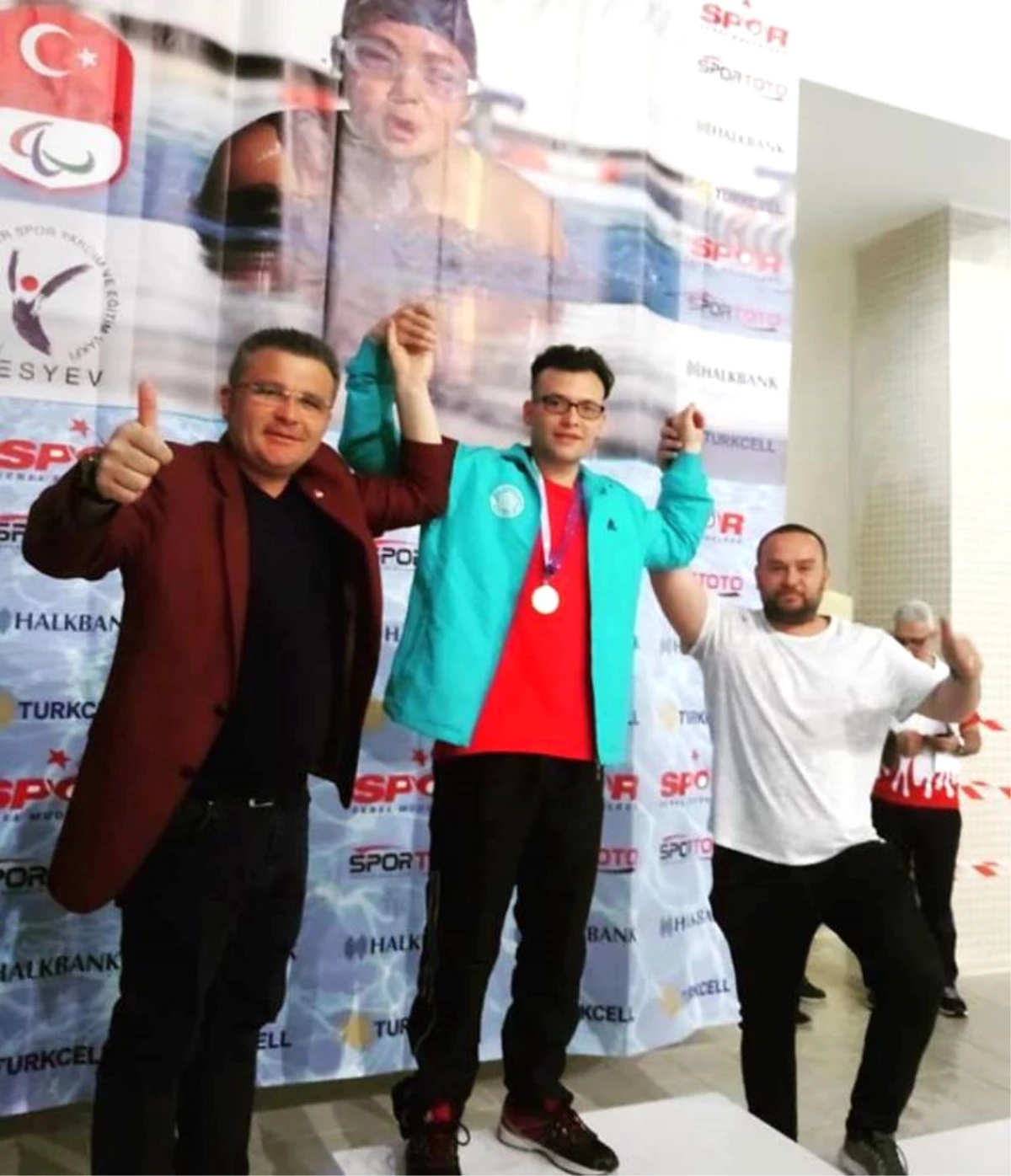 Süleymanpaşalı Özel Milli Sporcu Kulvardan 7 Madalya İle Çıktı