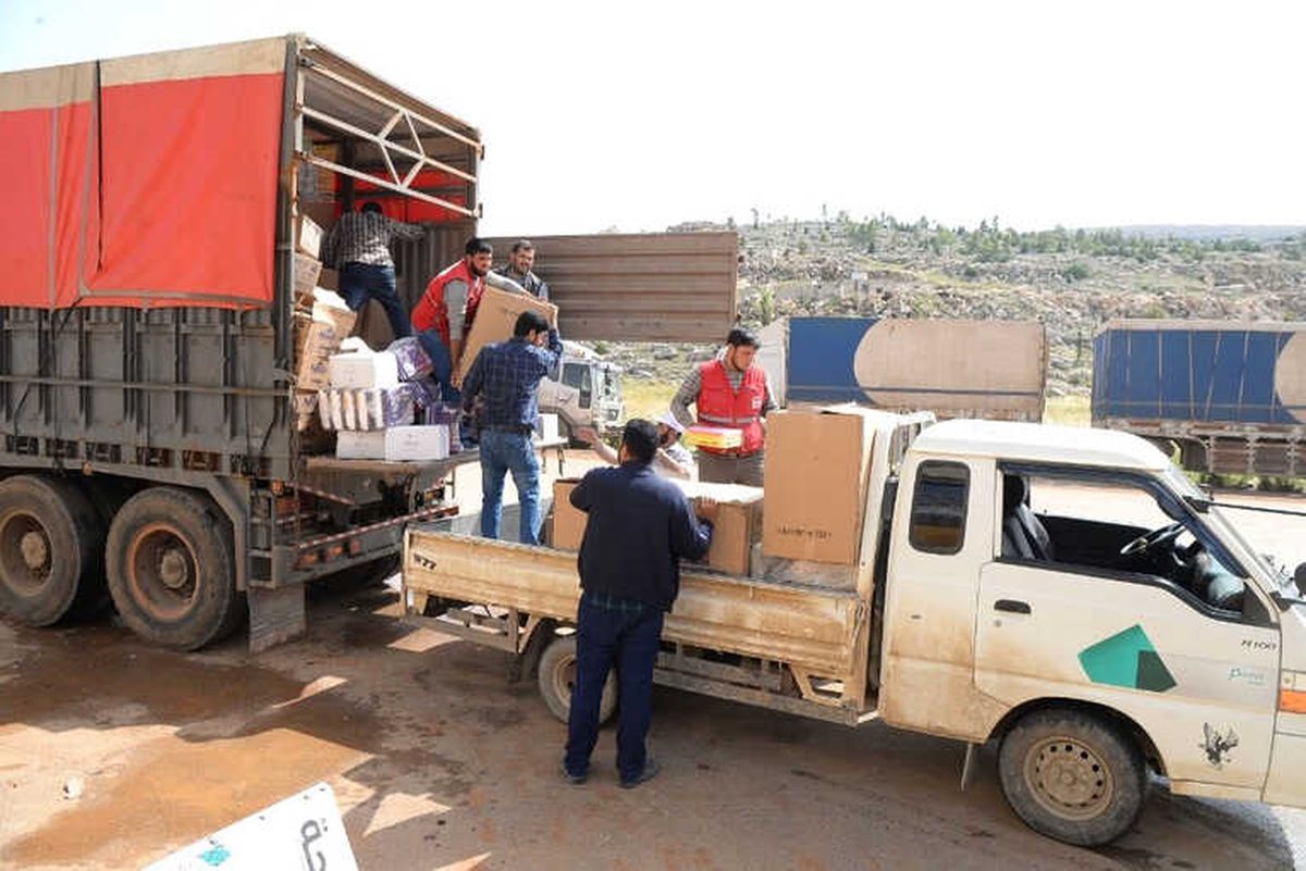 Yardım Tır\'ları Afrin\'e Ulaştı