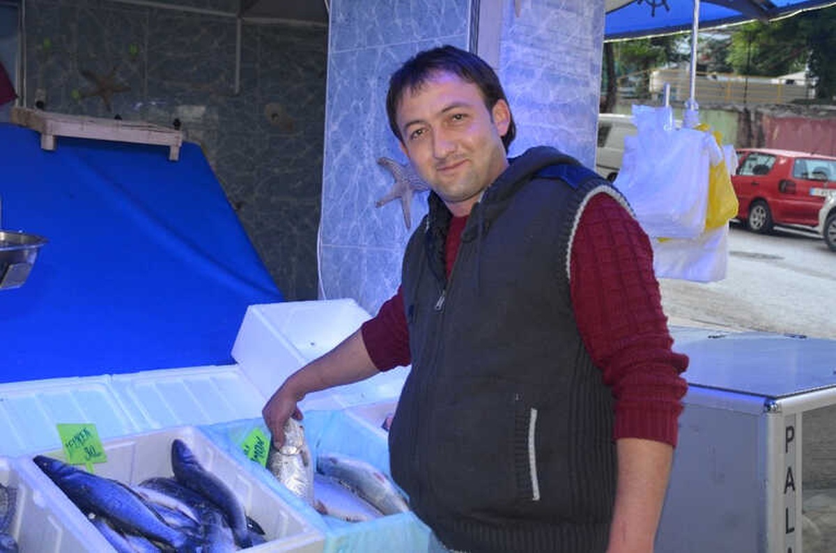 Balık Tezgahlarını Yunanistan ve Norveç\'ten Gelen Balıklar Süslüyor