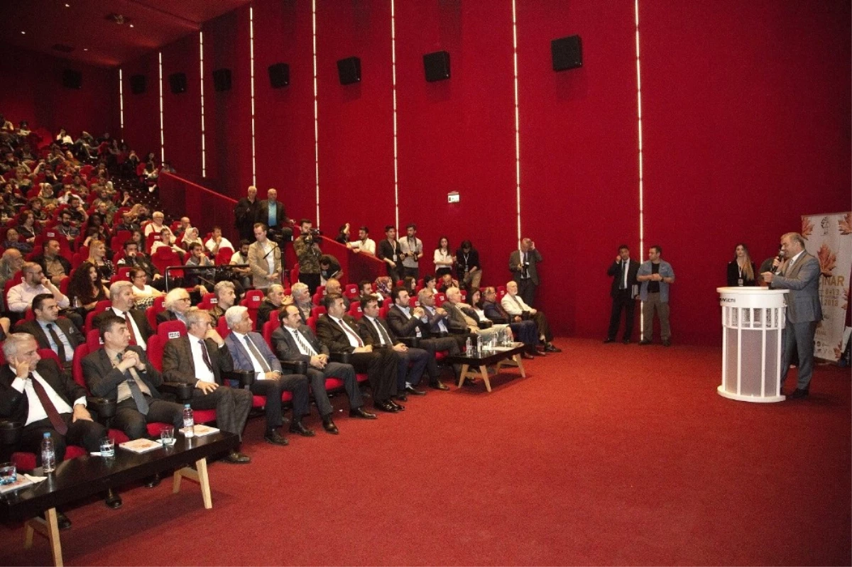Başkan Çelik, Kayseri Uluslararası Altın Çınar Film Festivali\'nin Galasına Katıldı