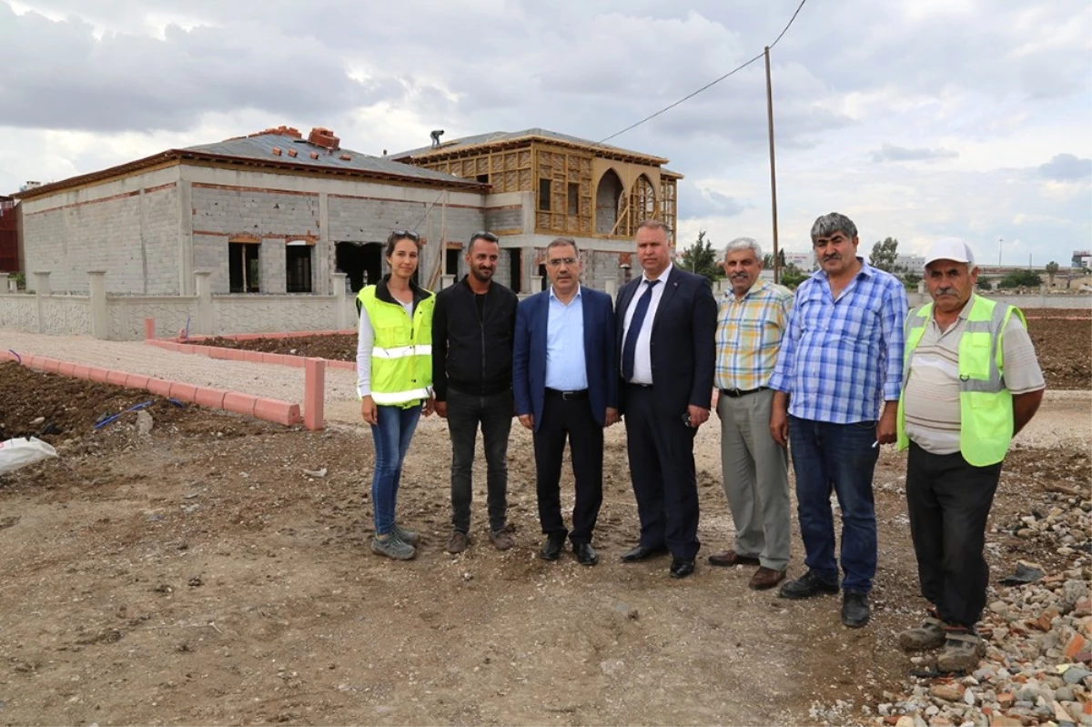 Başkan Çelikcan, Kına Konağı ve Park İnşaatını Gezdi
