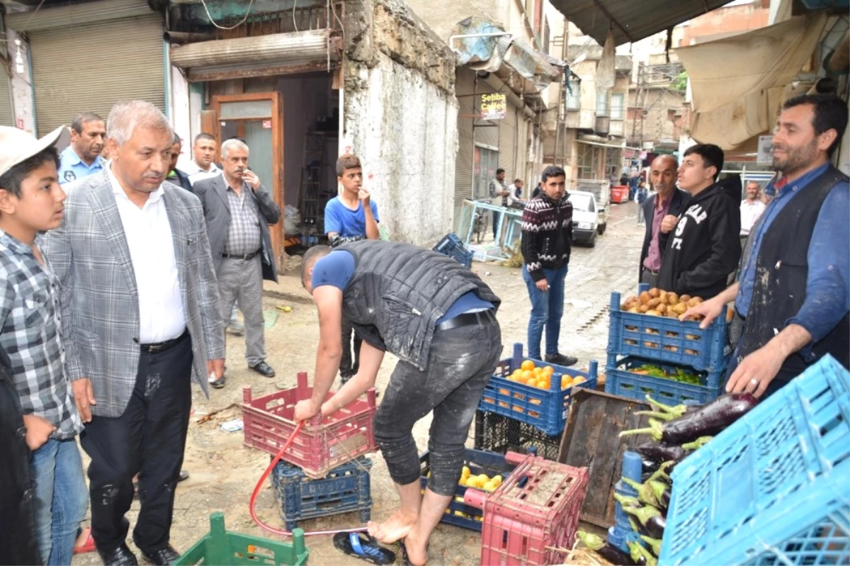 Birecik\'te Sel Felaketinin Yaraları Sarılıyor