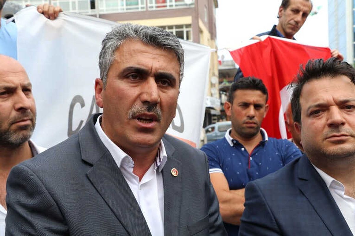 Çay Üreticileri Derneği Başkanı Mavi: "Acele Etmeyin, Ramazan\'da Çay Toplamak Günah Değil"