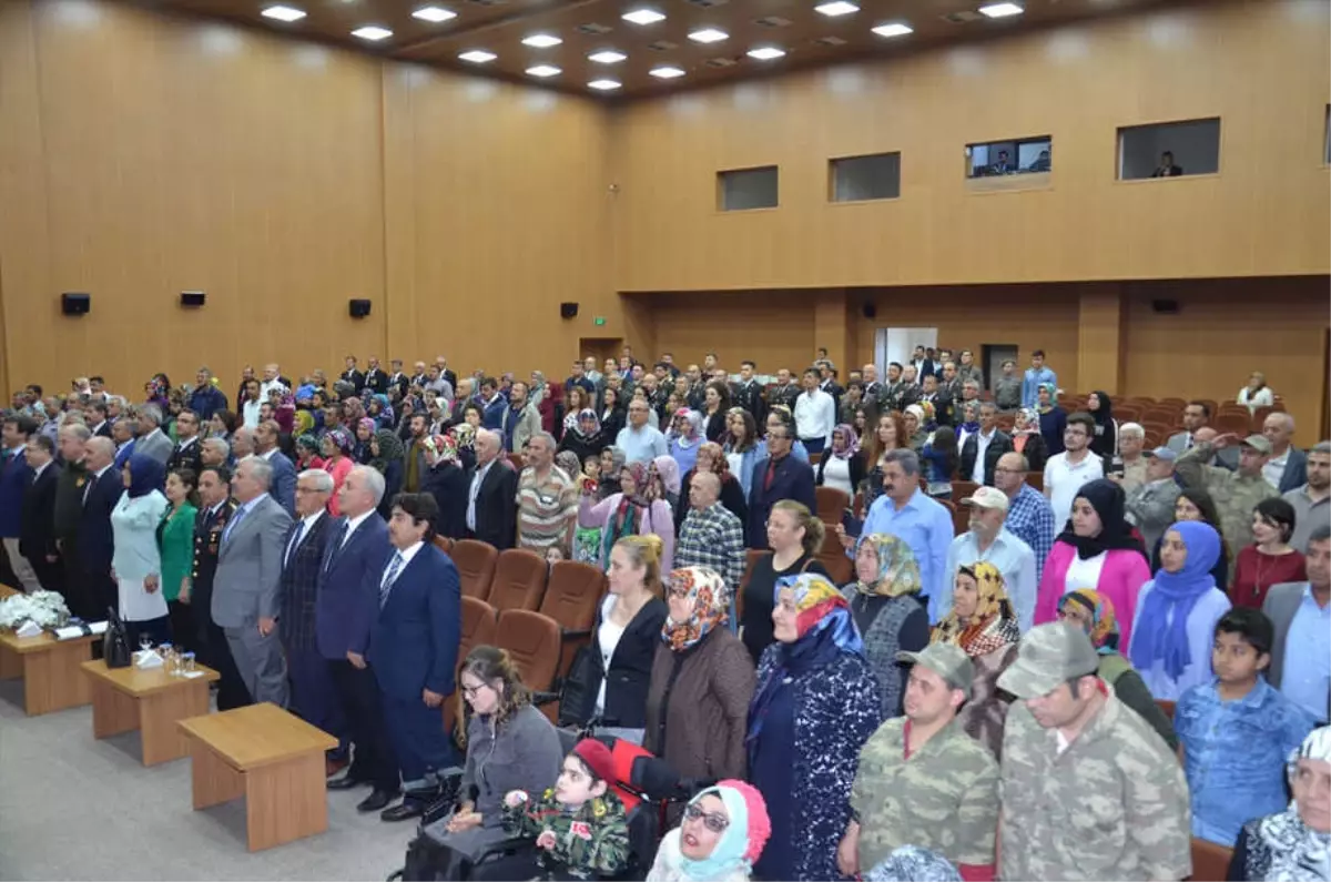 Engellilerin Bir Günlük Askerlik Heyecanı