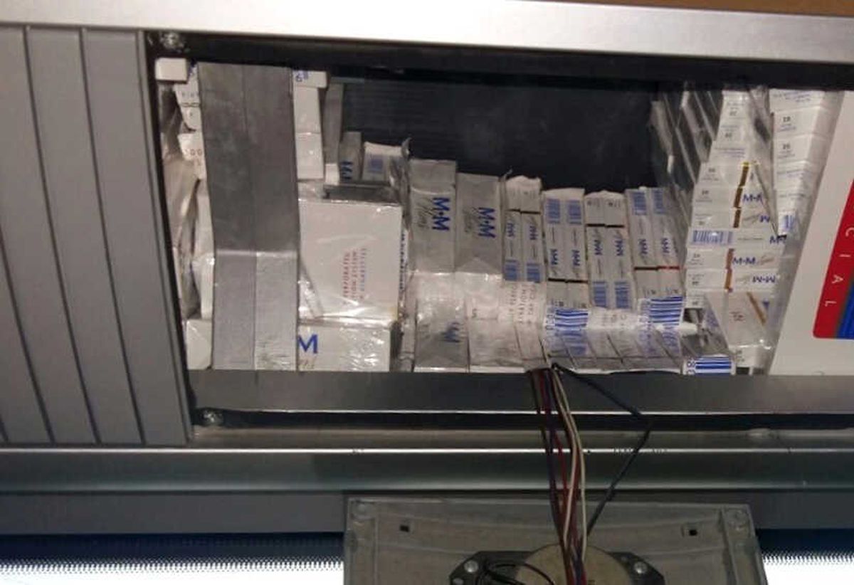 Havalandırmada 7 Bin 500 Paket Kaçak Sigara Elegeçirildi