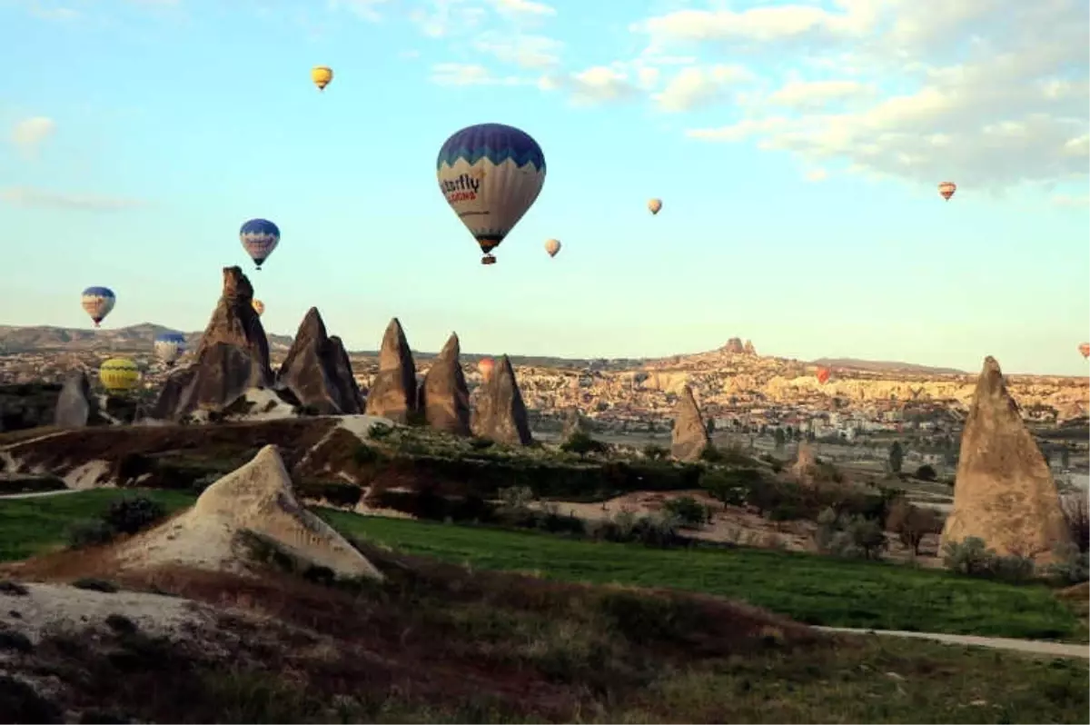 Kapadokya\'da Balon Turları İptal Oldu