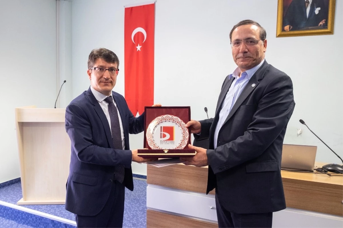 Prof. Dr. Nadir Engin Uzun\'dan Türkoloji ve Dilbilim İlişkileri Konferansı