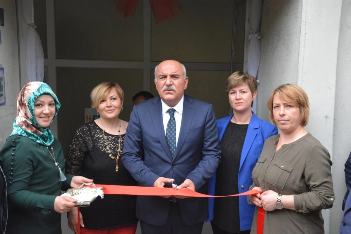 Sinop\'ta Usta Öğreticiler Derneği Açıldı