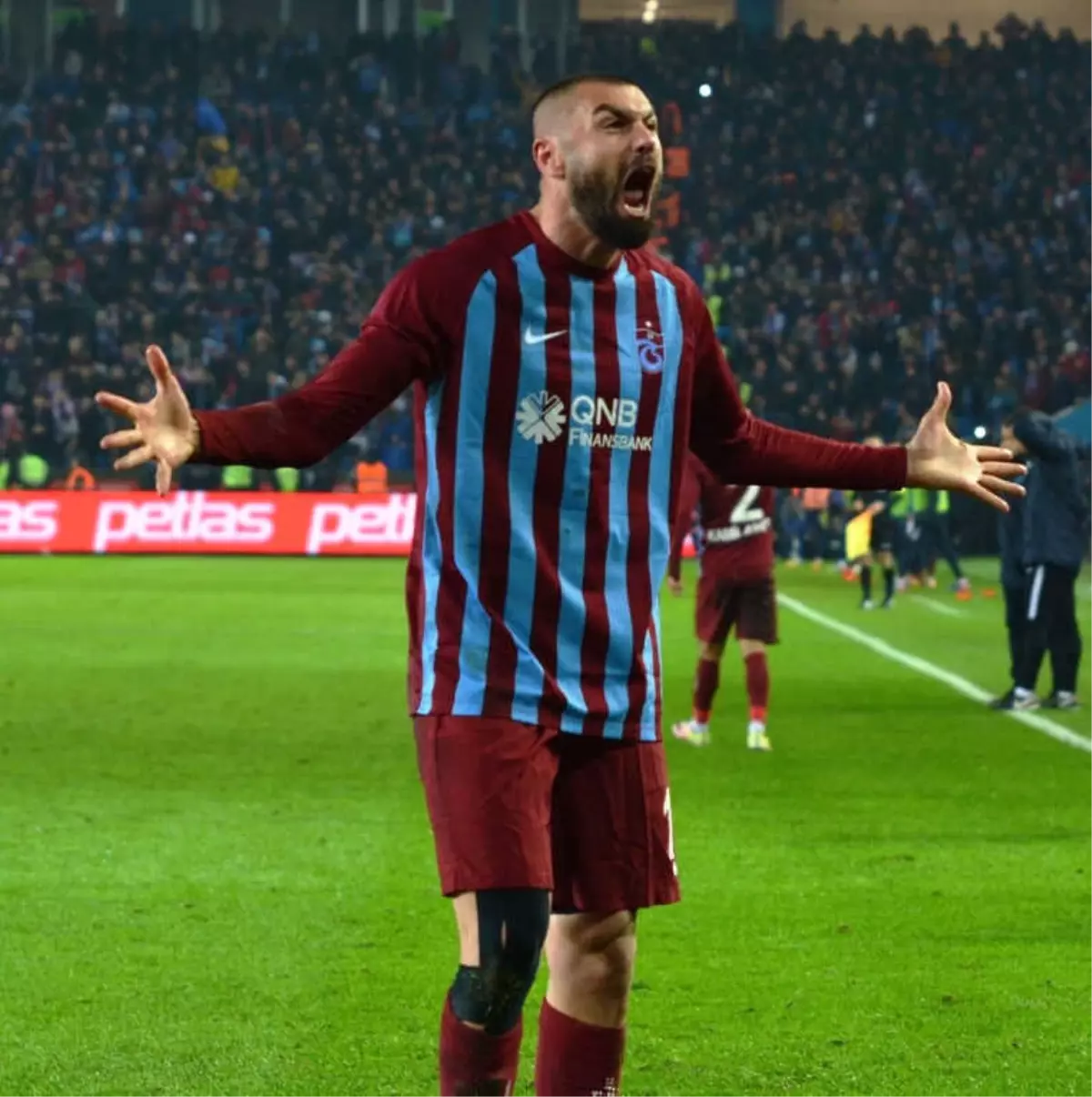 Trabzonspor\'da Burak Yılmaz Sezonu Kapattı