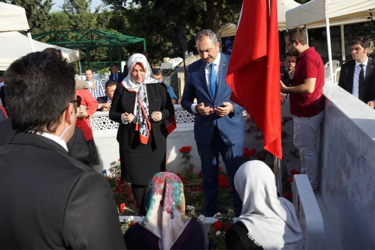 Adalet Bakanı Gül, Başsavcı Alper\'i Dualarla Yad Etti
