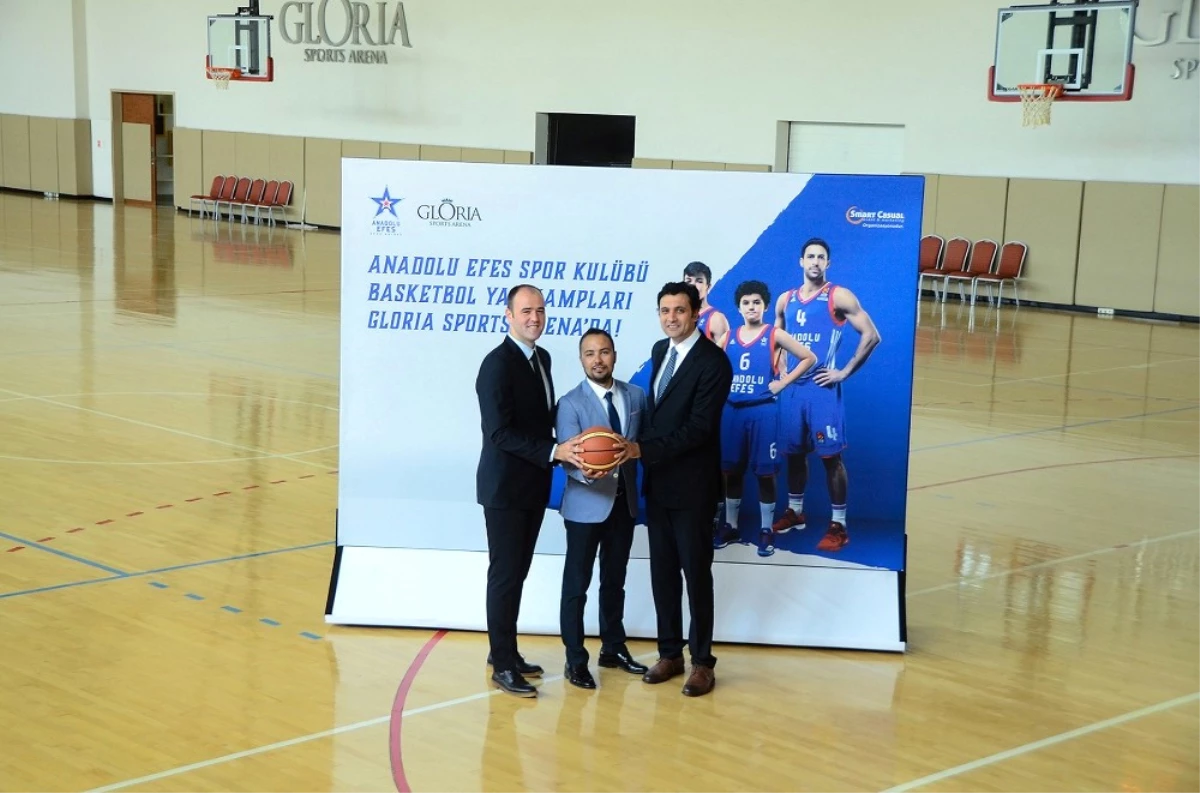 Anadolu Efes Basketbol Yaz Kampları\'na Gloria Sports Arena Ev Sahipliği Yapacak