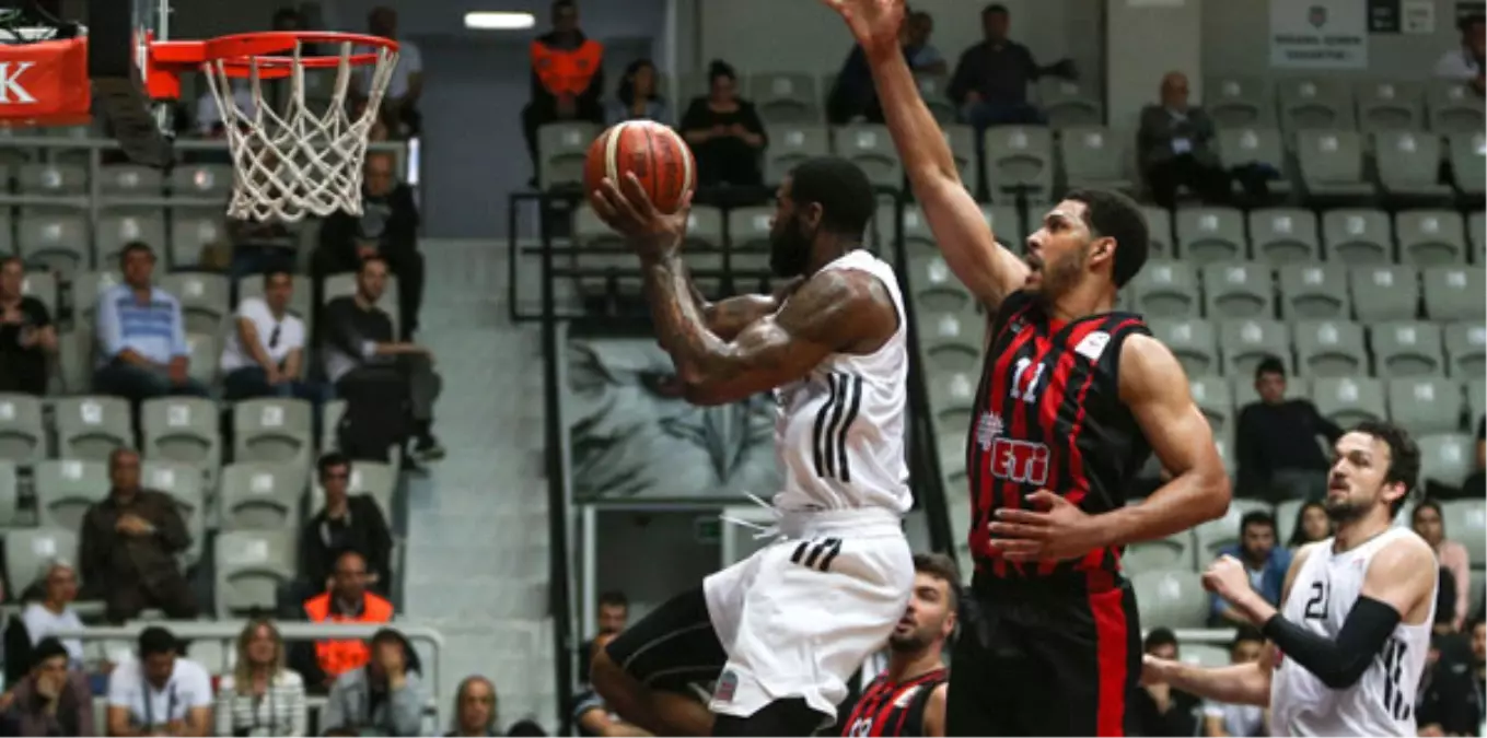 Beşiktaş Sompo Japan-Eskişehir Basket: 87-69