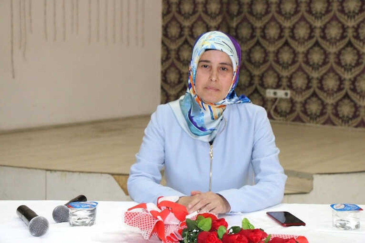 Boğazlıyan\'da \'Huzur ve Muhabbet Ortamı Aile\' Konulu Konferans Verildi