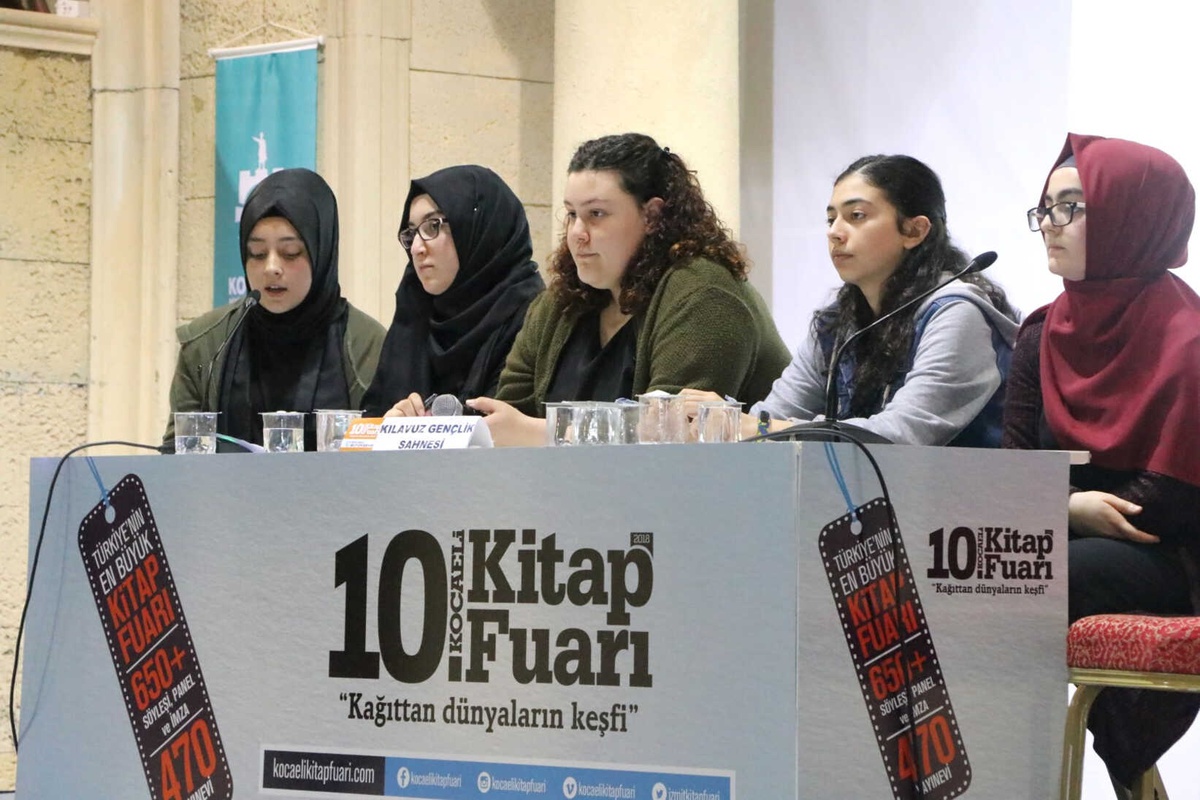 Doğumunun 90. Yılında "Aytmatov" Anıldı