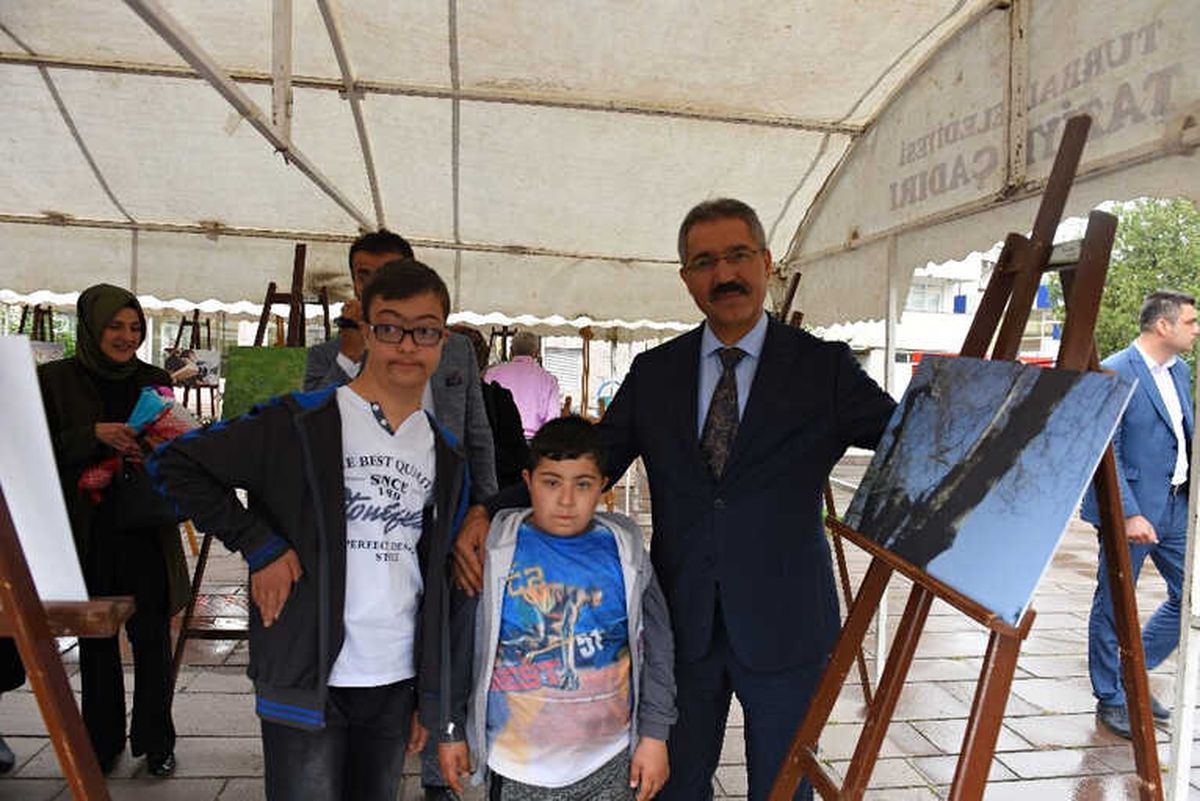 Engelliler Haftası ve Anneler Günü Birlikte Kutlandı