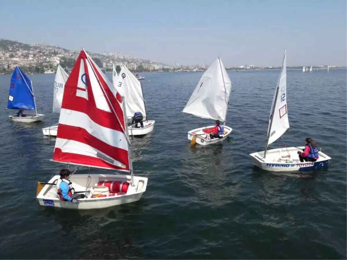 İzmit Yelken Kulübü, Optimist - Laser Türkiye Şampiyonasına Katılıyor