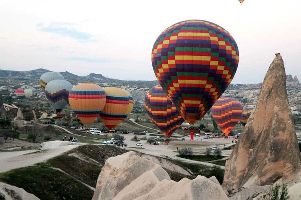 Kapadokya\'da Balon Turları Yine İptal Edildi