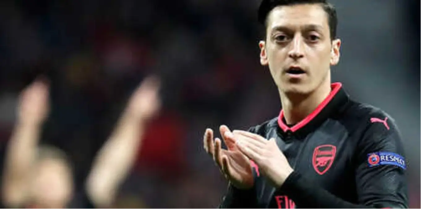 Mesut Özil Iniesta\'nın Yerine Barcelona\'ya...