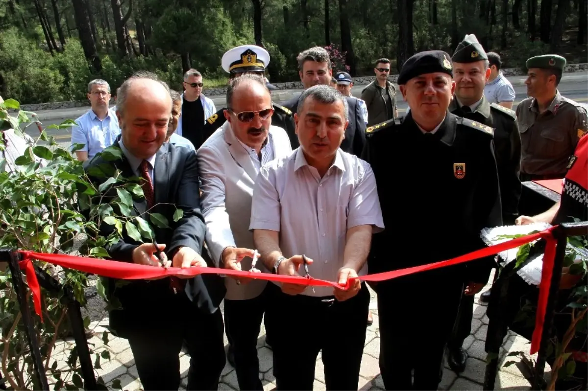 Ölüdeniz\'e Jandarma Uygulama Noktası