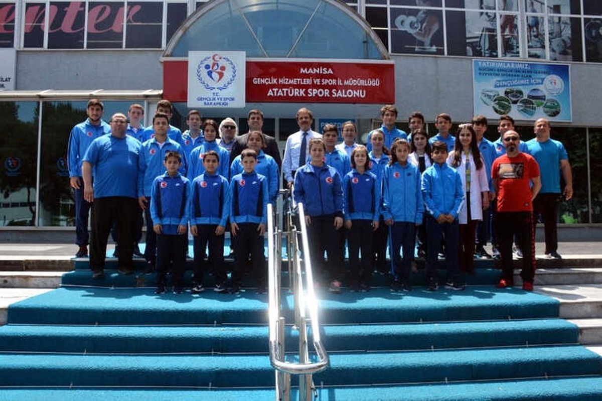Sporun Önemi ve Sporcu Sağlığı Hakkında Bilgilendiler