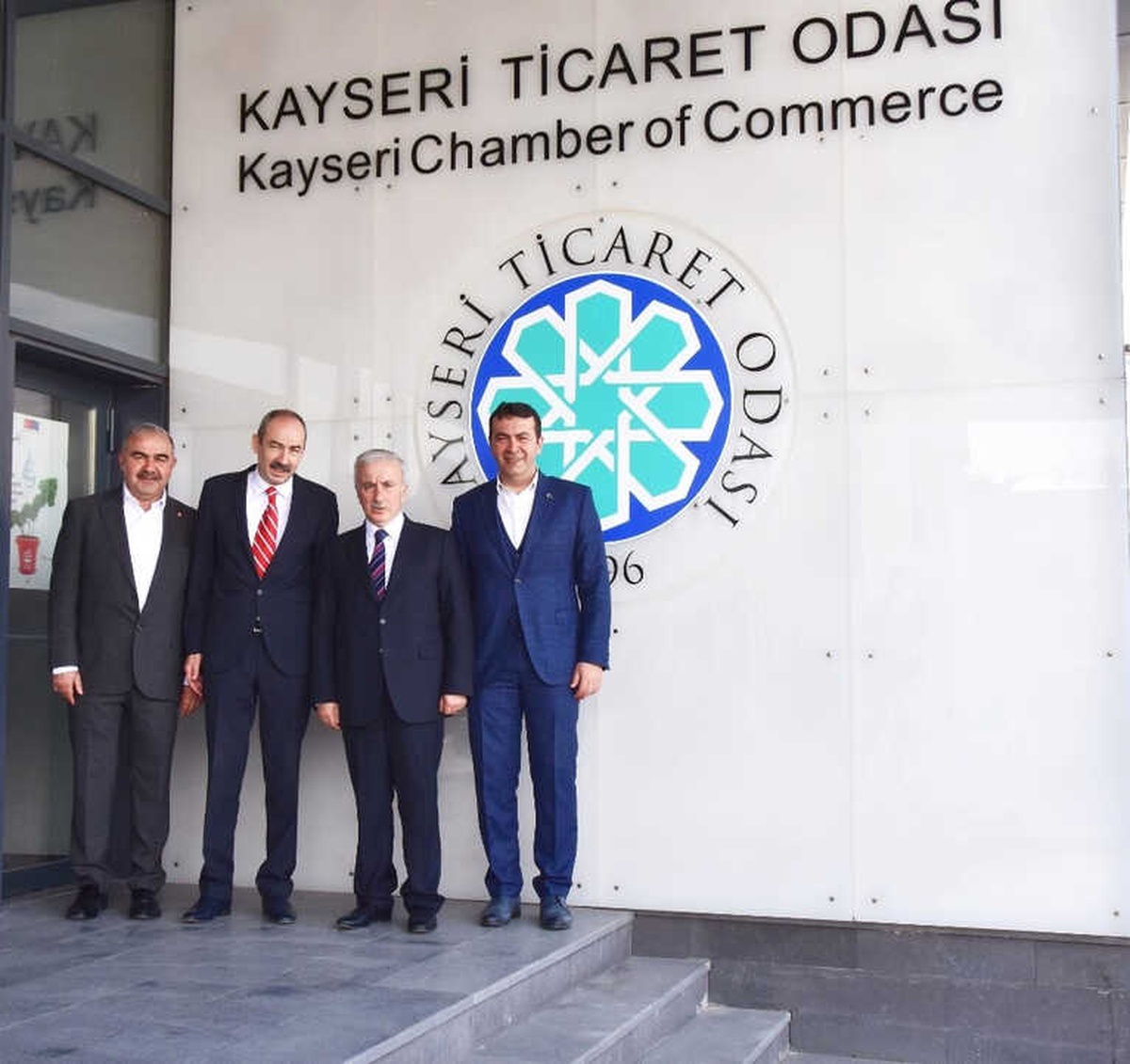 Vali Kamçı, Başkan Gülsoy\'u Ziyaret Etti