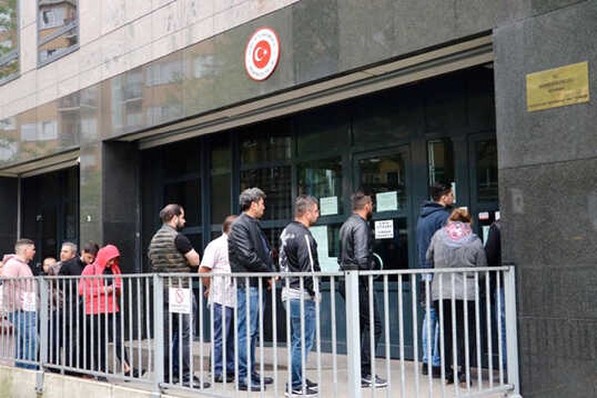 Yurt Dışı Seçmen Kütüğüne Kayıt ve İtiraz Süresi 12 Mayıs\'ta Sona Eriyor