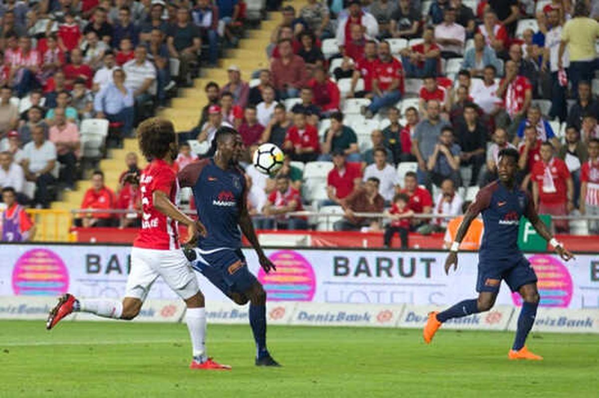 Başakşehir\'in Zirve İnadı Sürüyor