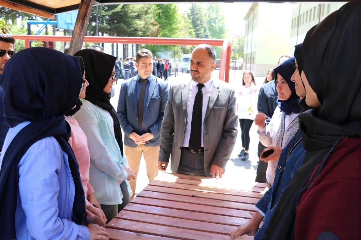 Beyşehir\'de Okul Bahçelerinin Çehresi Değişiyor