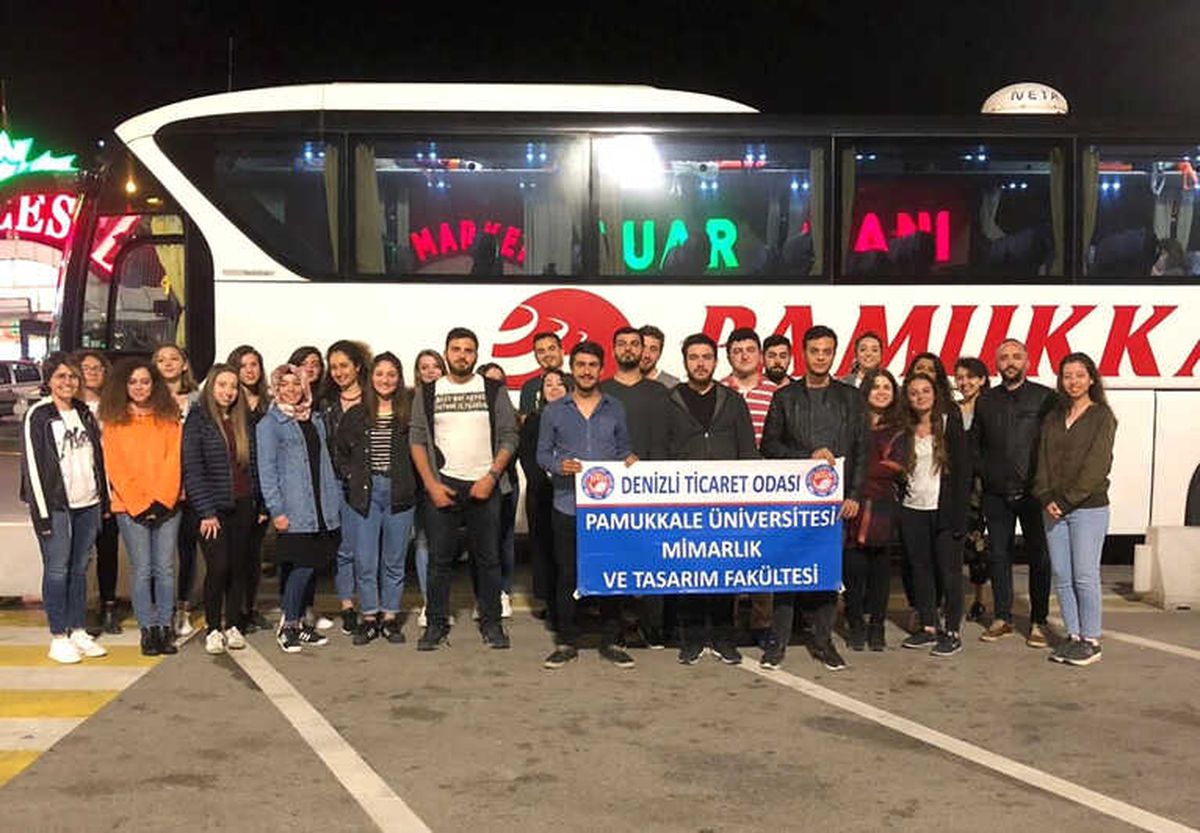 Dto Üniversite Öğrencilerini Fuara Götürdü