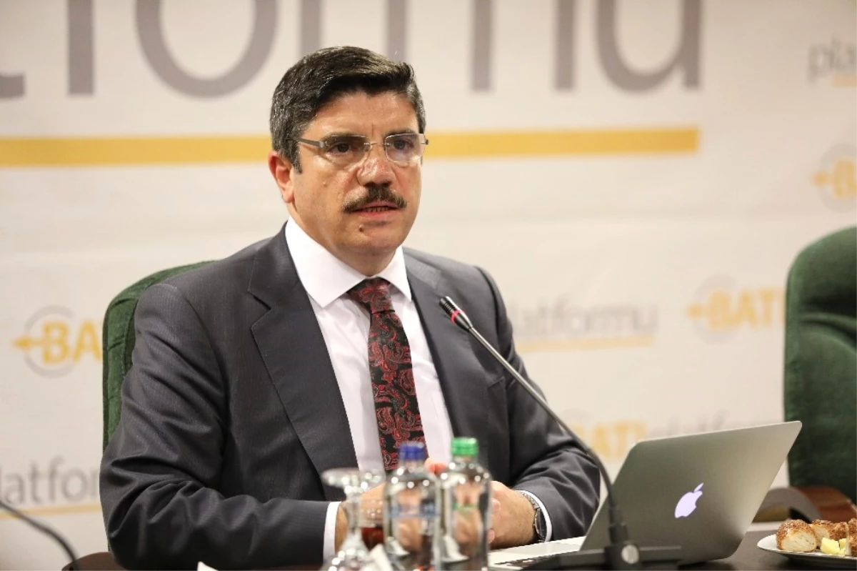 Prof. Dr. Aktay: "Türkiye Tüm Coğrafyalara Aynı Mesafede Olmalı"