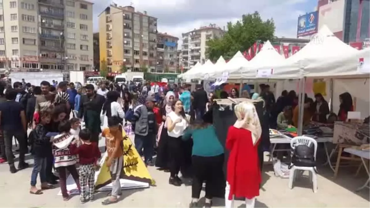 Yabancı Öğrenciler Ülkelerini Şehir Buluşmasında Tanıttı