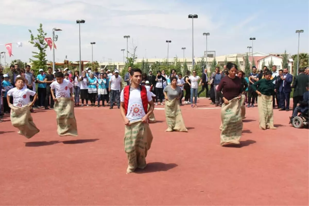 Engelsiz Bireyler Gönüllerince Eğlendi