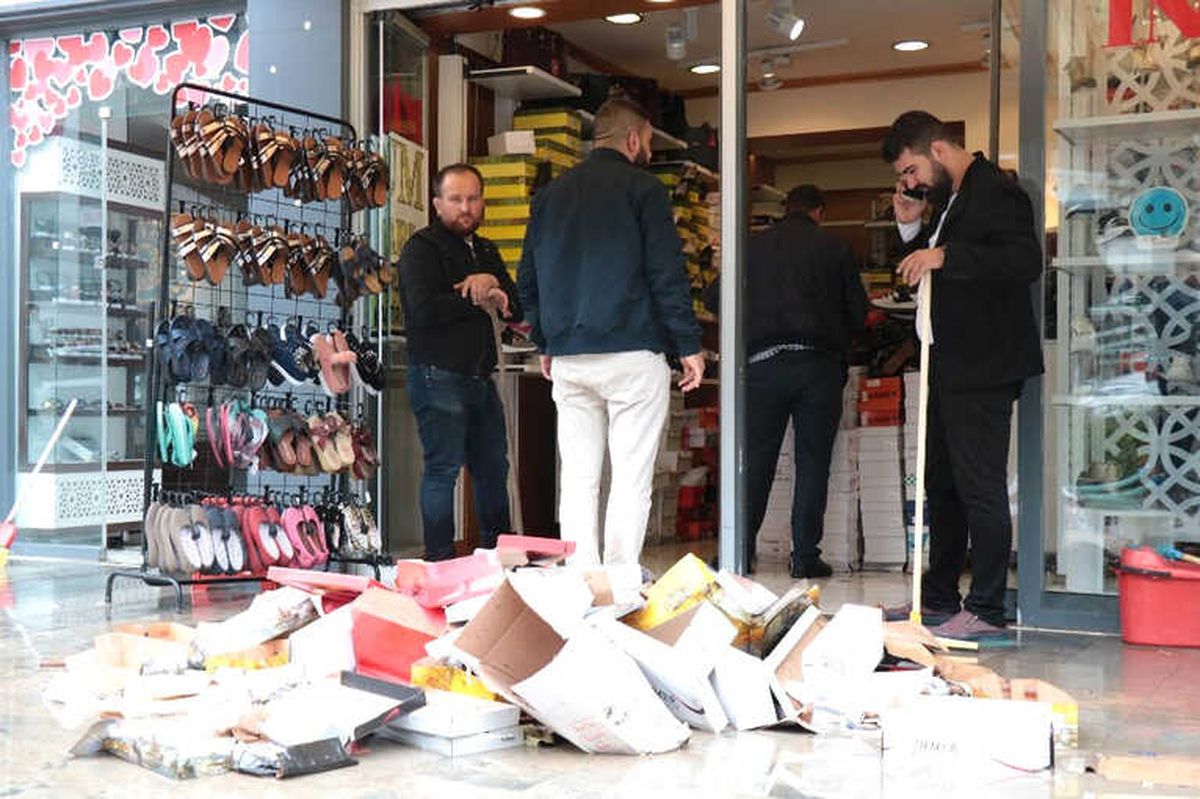 Kırşehir\'de Ani Su Baskını Esnafa Zor Anlar Yaşattı