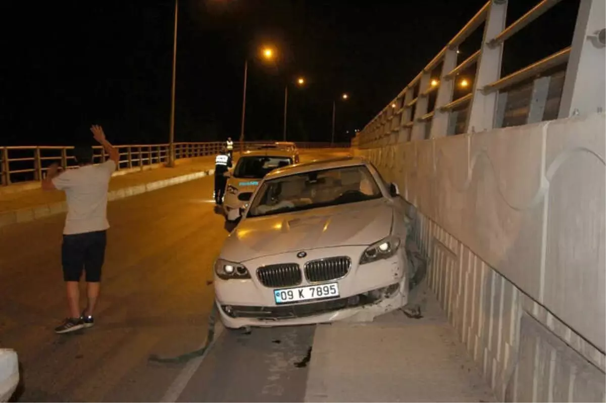 Kuşadası\'nda Trafik Kazaları, 1 Yaralı