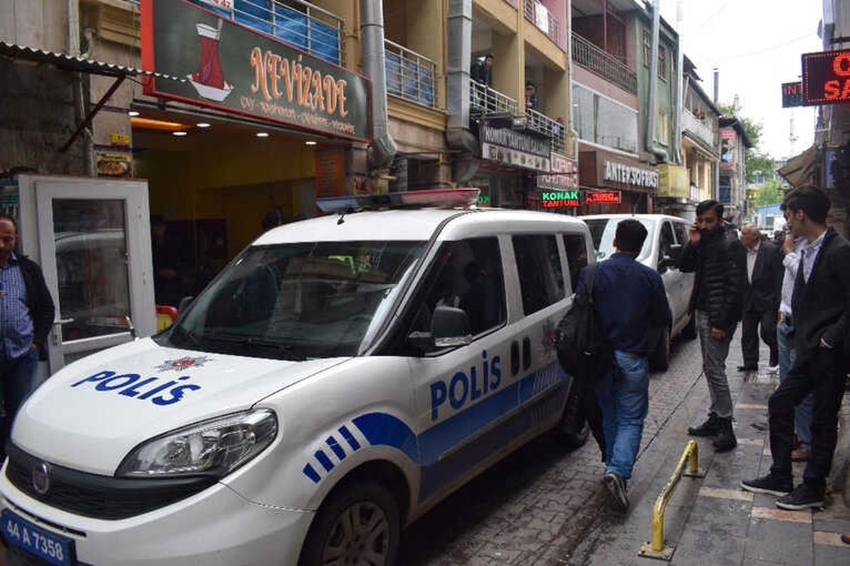 Otoparktaki Kavgada 1 Kişi Öldü