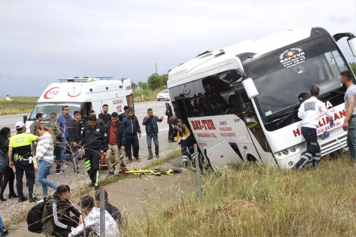 Adıyaman\'da Trafik Kazası: 2 Yaralı