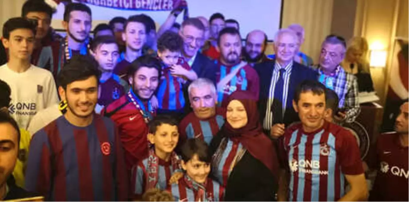 Ahmet Ağaoğlu, Bursa\'da Trabzonspor Taraftarıyla Buluştu