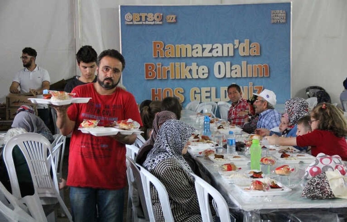 Btso\'nun İftar Sofralarında Günde 2 Bin Kişi Orucunu Açacak