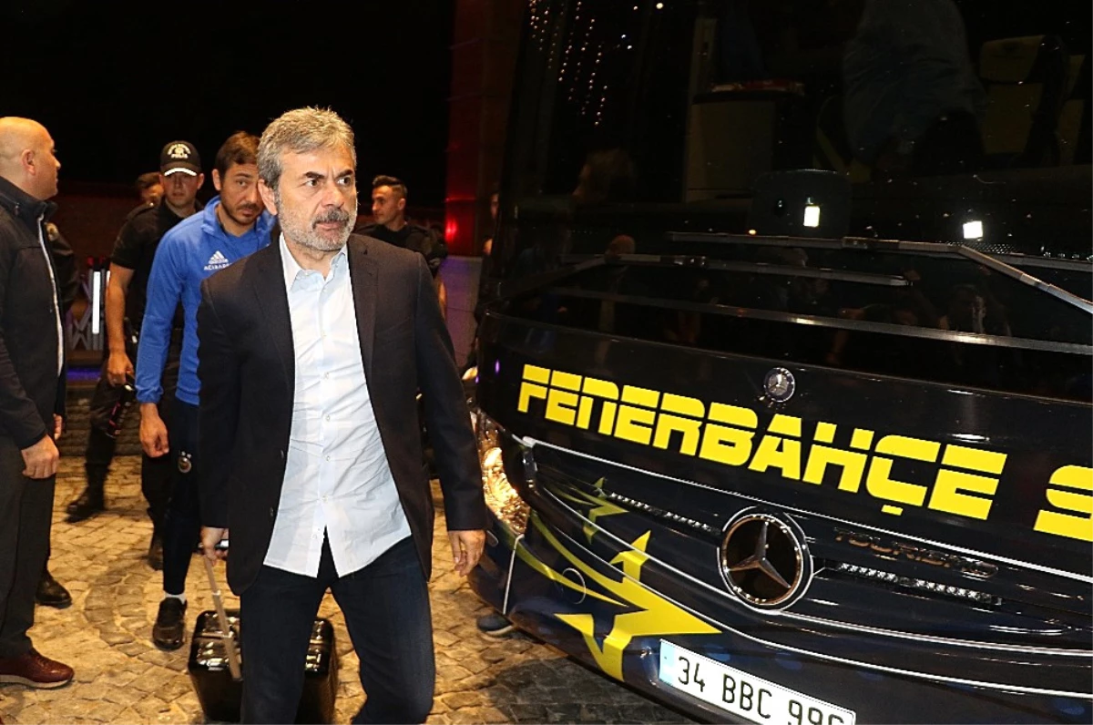 Fenerbahçe\'yi Karabük\'te Taraftarlar Coşkuyla Karşıladı