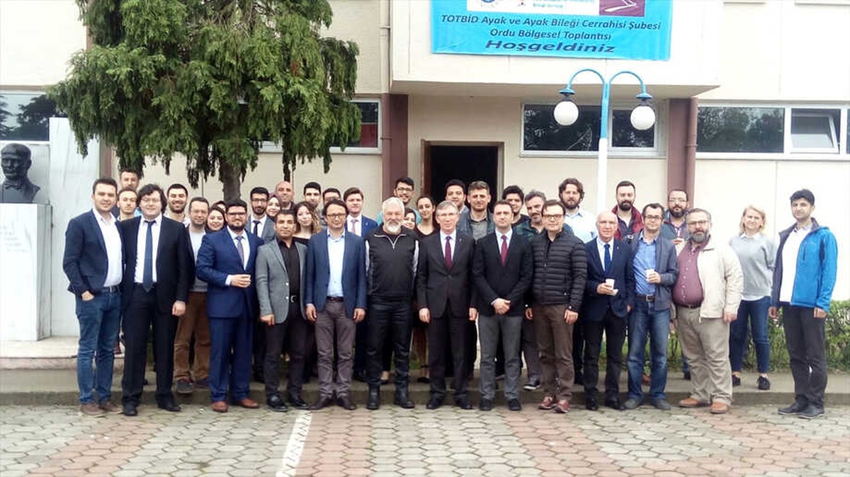 Ordu\'da Ayak Cerrahisi Toplantısı Yapıldı