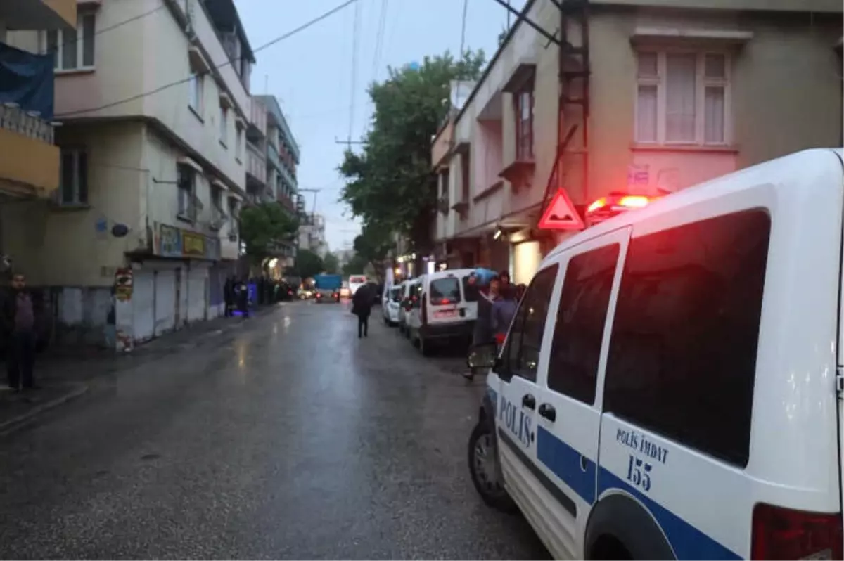 Türk ve Suriyelilerin Telefon Kavgası: 1 Yaralı